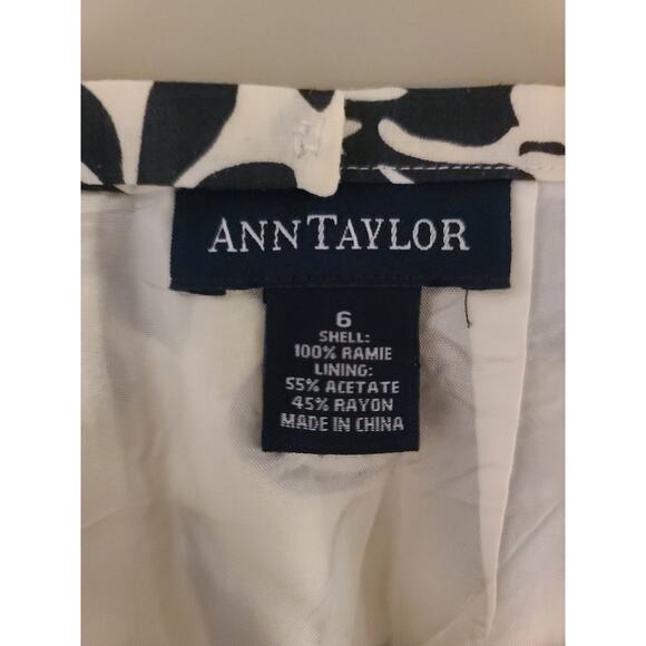 Vintage Ann Taylor classic cream black floral skirt - 6 - Picture 3 of 4